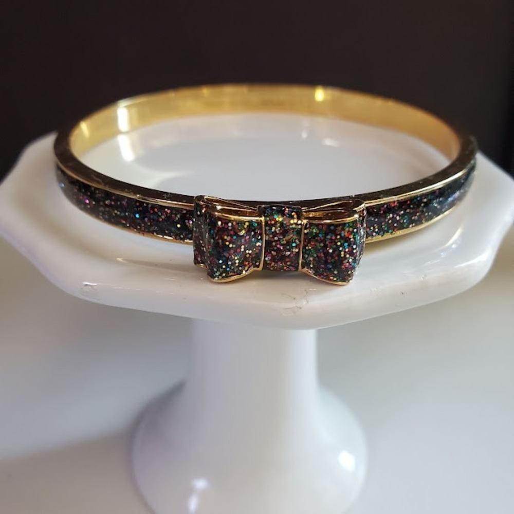 Kate Spade Moon River Multi Color Glitter Bow Bangle Bracelet Gold Tone 8 Inch